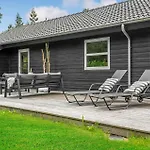 Three-bedroom In Casa vacanze