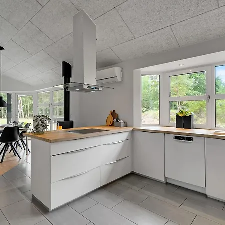 Three-bedroom In Blåvand